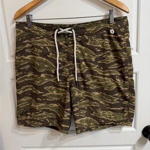 Abercrombie & Fitch Green Camouflage Swim Trunks (new)